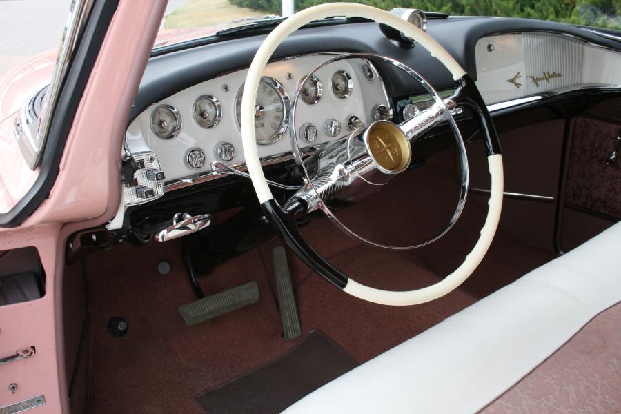 Торпедо DeSoto Fireflite Sportsman Hardtop Coupe (S-24) 1956 года  (фото 9 из 24)